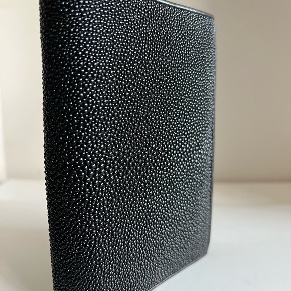 Mens/women’s authentic black white stingray wallet billfold bag new - Picture 2 of 11